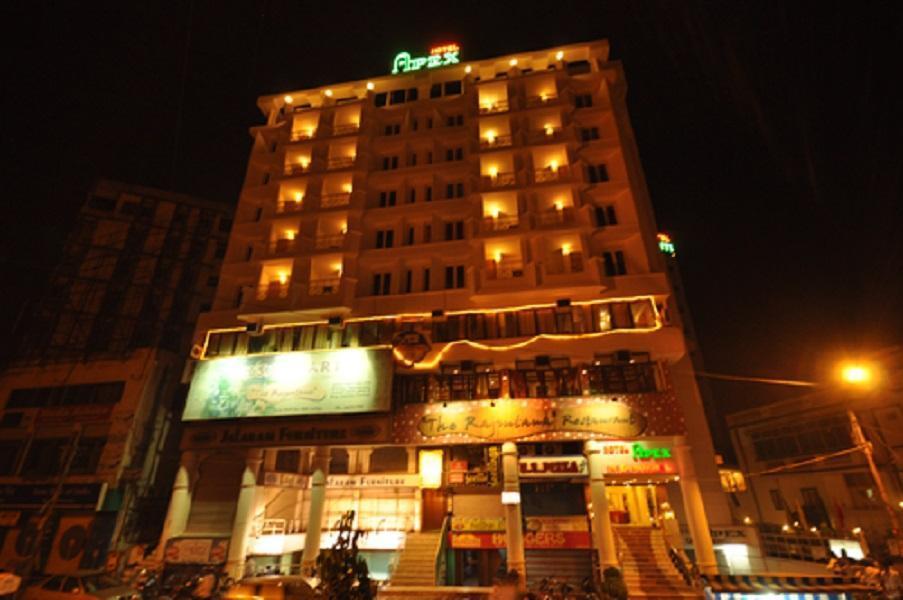 Hotel Apex International Vadodara Exteriör bild